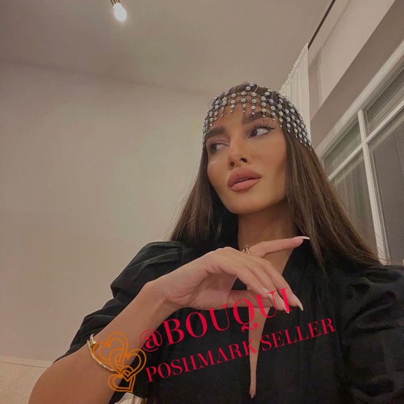 BLOGGERS FAV ZARA MULTICOLORED JEWEL CAP